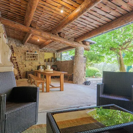 Mas Du Tilleul Ferienhaus *